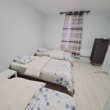 Appartement Proche St Denis "Appart 3" Pierrefitte-sur-Seine Esterno foto
