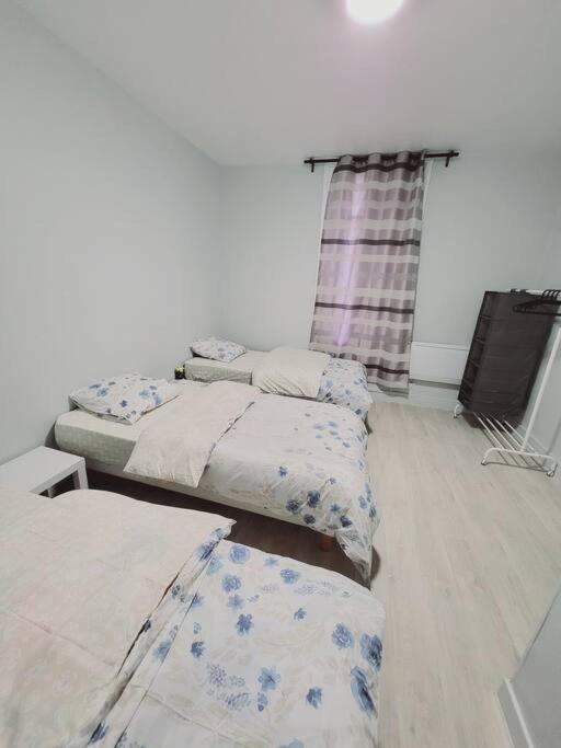 Appartement Proche St Denis "Appart 3" Pierrefitte-sur-Seine Esterno foto